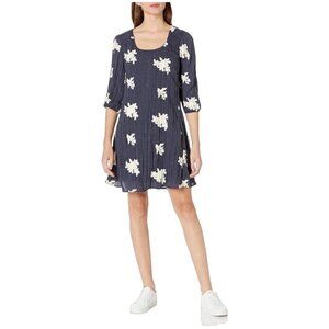 Sami and Dani Floral Embroidered Size 1X Blue  3/4 Sleeves Mini Dress